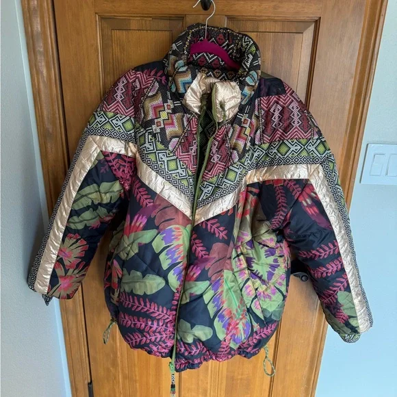 NWT FARM RIO TROPICAL RAUTI METALLIC REVERSIBLE BEADED ZIP, PUFFER JACKET SZ XL - Picture 8 of 8